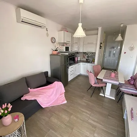 Golden View Penthouse With Jacuzzi Zadar